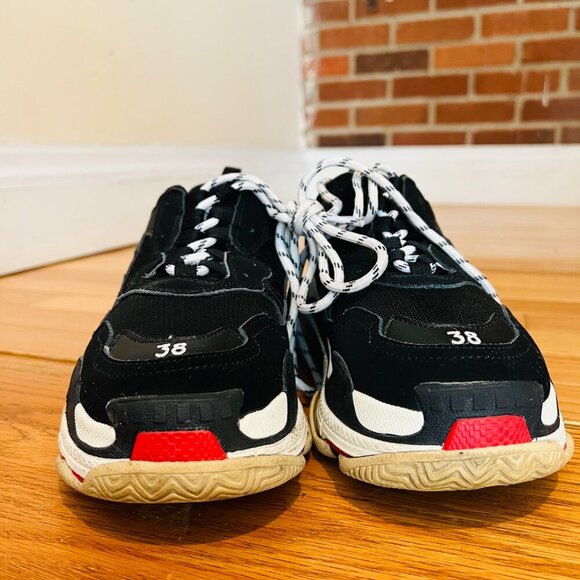 Balenciaga Triple S Sneaker Women's 38 US Size 8 EUC - Picture 6 of 16